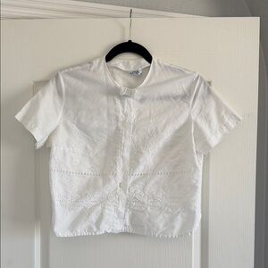 Vintage! White Embroidered Short-Sleeve Top